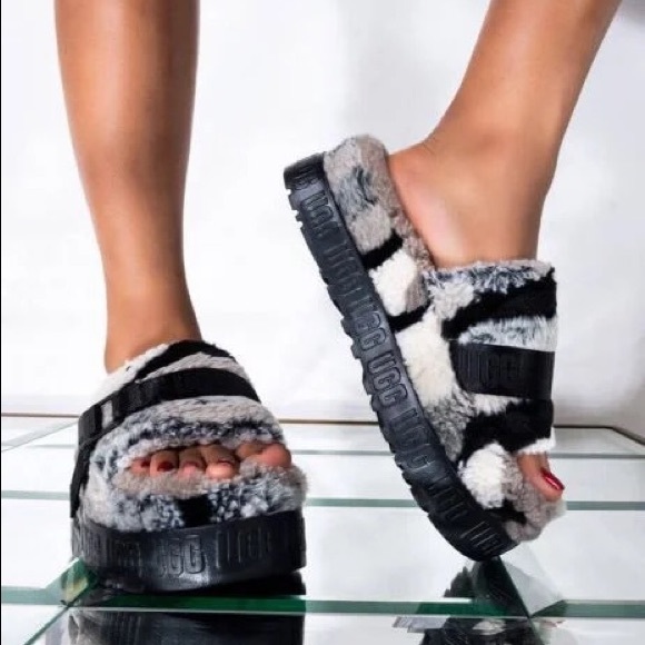 UGG Fluffita Cali Collage - Picture 2 of 9